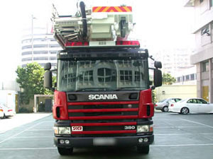 相片 4: 消防處鋼梯車／梯台車