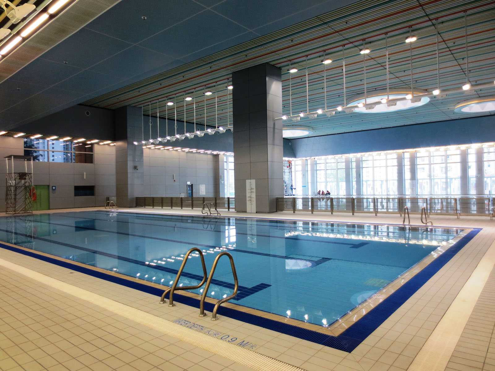 相片 1: 藍田游泳池