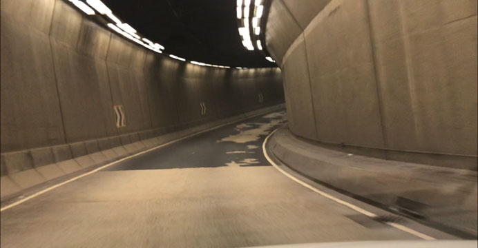 相片 2: 漆咸道北地下行車道
